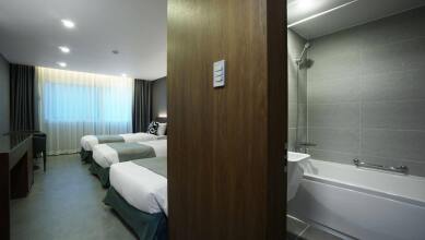 Itaewon Crown hotel, фото 23