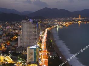 Nha Trang Seaview Penthouse Apartment, фото 6