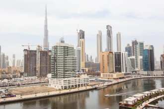 Canal Views Spacious Apartment in Business Bay, фото 4