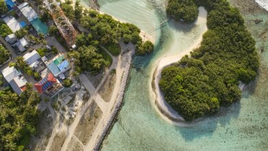 Reef Edge Thulusdhoo