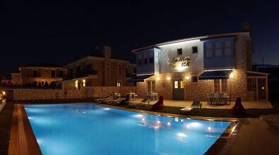 Alasonya Otel Alacati By Lamira