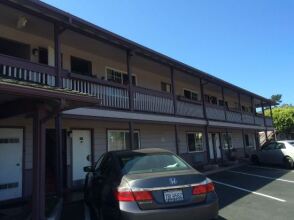 Motel 6 Monterey Downtown, фото 25