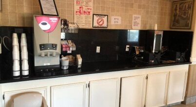 Deluxe 6 Inn & Suites, фото 36 Deluxe 6 Inn & Suites, фото 36