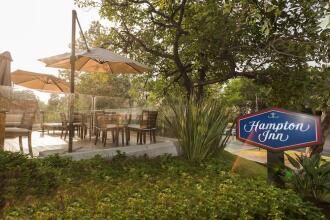 Hampton Inn By Hilton Guadalajara Expo, фото 39