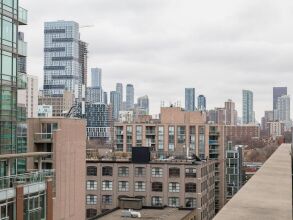 Renovated Downtown Toronto Apartment With Balcony, фото 21