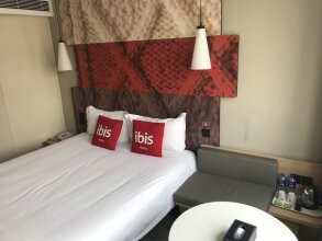 Ibis Hotel, фото 2