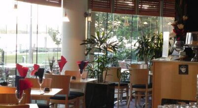 Riverside Holiday Apartments, фото 48