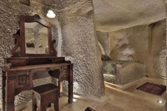 Shoestring Cave House, фото 8