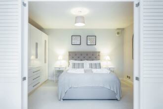 Putney Court - 1 Bed Apartment by BaseToGo, фото 2