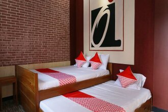 OYO 2860 The Castury Homestay Syariah, фото 4