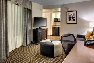 Hampton Inn & Suites Greenville-Downtown-Riverplace, фото 4