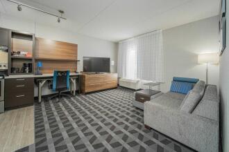 TownePlace Suites by Marriott Brantford and Conference Centre, фото 34