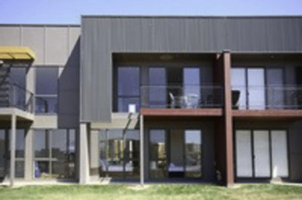 3 Bedroom Condo Near Pool