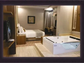 Crown Rose Hotel, фото 20 Crown Rose Hotel, фото 20