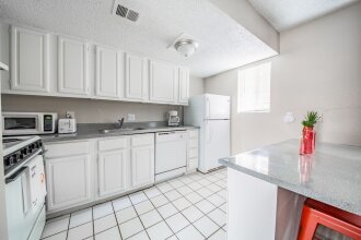 WanderJaunt North University Apts, фото 14 WanderJaunt North University Apts, фото 14