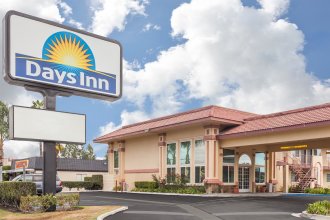 Days Inn by Wyndham Anaheim Near Convention Center