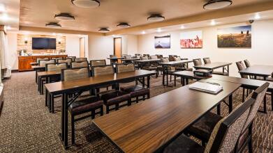 Best Western Plus Sidney Lodge, фото 28