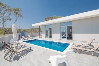 Rent a Luxury Villa in Cyprus Close to the Beach, Protaras Villa 1249