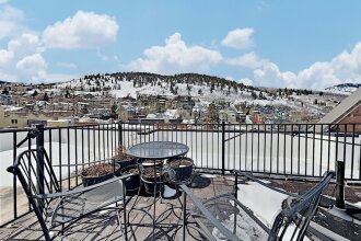 Downtown W/ Views - Walk To Lifts! 1 Bedroom Condo, фото 24 Downtown W/ Views - Walk To Lifts! 1 Bedroom Condo, фото 24