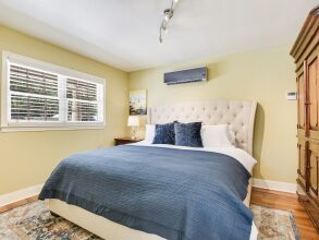 The Arrive Bungalow On Lake Austin 3 Bedroom Home, фото 2 The Arrive Bungalow On Lake Austin 3 Bedroom Home, фото 2