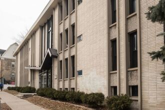 Modern Apartment in East Side Milwaukee, фото 1