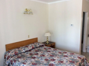 Embassy Motel, фото 4