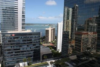 Bluebird Suites in Brickell, фото 43