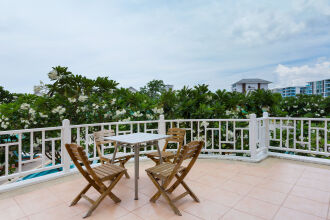 Baan Poolom Beachfront Condominium, фото 10