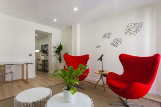 Dobo Rooms - Relatores III Apartment, фото 9