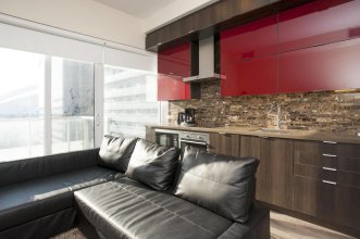 Life Suites Loft - CN Tower
