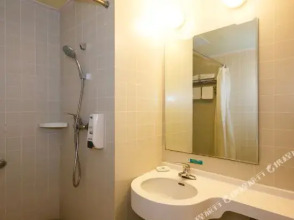 Jinjiang Inn Linan Qianwang Street, фото 21 Jinjiang Inn Linan Qianwang Street, фото 21