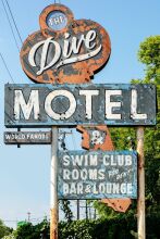 The Dive Motel & Swim Club, фото 1