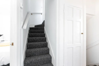 Clifton Place With Outside Terrace - Guest Homes, фото 7