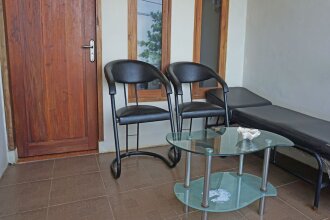 OYO 2860 The Castury Homestay Syariah, фото 11