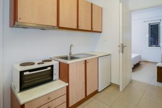 Romanos Beach Villas, фото 11