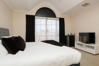 Luxe Spa On Kensington Boutique Suites, фото 2 Luxe Spa On Kensington Boutique Suites, фото 2