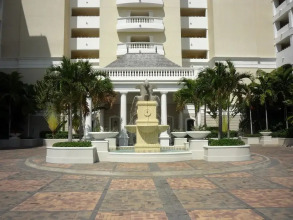 Palmyra Luxury Beach Condo