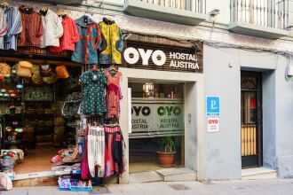 OYO Hostal Austria, фото 12