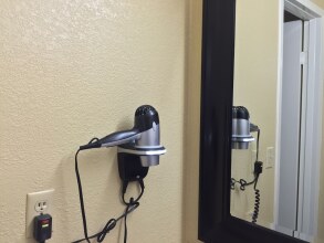 Econo Lodge White Pine, фото 7