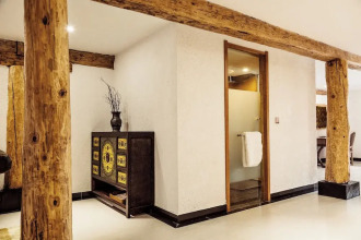 Shangri La Salloi Rustic Luxury Hotel, фото 34