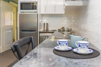 Blue Door Apartments, фото 5