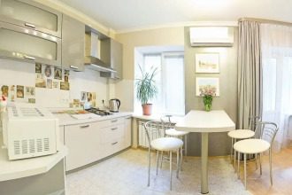 Kyiv Apartment on Derevlyanskaya Street, фото 6 Kyiv Apartment on Derevlyanskaya Street, фото 6