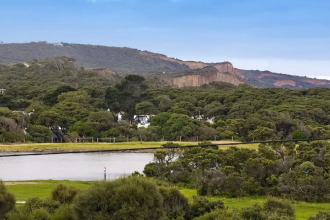 Four Kings Apartments, фото 11