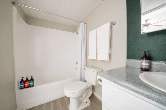 WanderJaunt North University Apts, фото 9 WanderJaunt North University Apts, фото 9