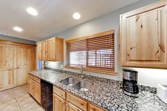 Bear Hollow Ge 4br W/ Hot Tub 4 Bedroom Townhouse, фото 3 Bear Hollow Ge 4br W/ Hot Tub 4 Bedroom Townhouse, фото 3