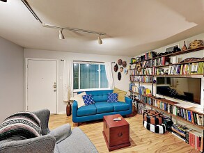 Austin Condo in Hip Travis Heights - 1 Br condo by RedAwning, фото 15 Austin Condo in Hip Travis Heights - 1 Br condo by RedAwning, фото 15