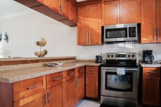 New Kingston Guest Apt At Sonoma Estate, фото 10 New Kingston Guest Apt At Sonoma Estate, фото 10