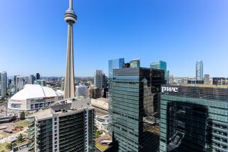 Micasa Suites - Stylish Condo Cn Tower View With Parking, фото 21