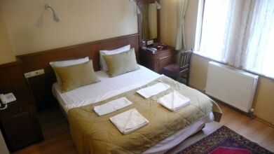 Agora Guesthouse And Hostel, фото 2