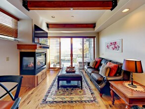 2br + Loft Mountain-view W/ Private Hot Tub 2 Bedroom Townhouse, фото 4 2br + Loft Mountain-view W/ Private Hot Tub 2 Bedroom Townhouse, фото 4